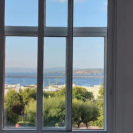 Apto Vistas Al Mar Cerca Playa Oza Apartment *